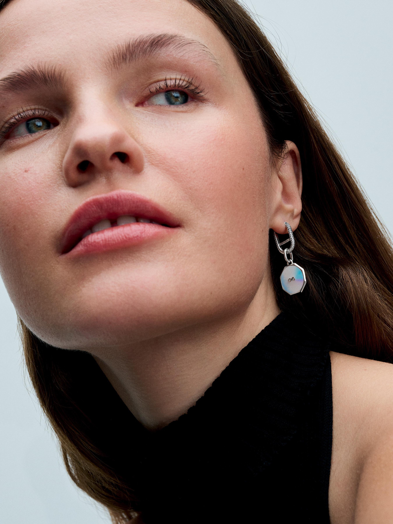 Медальоны PANDORA модель 793367C01 Фото