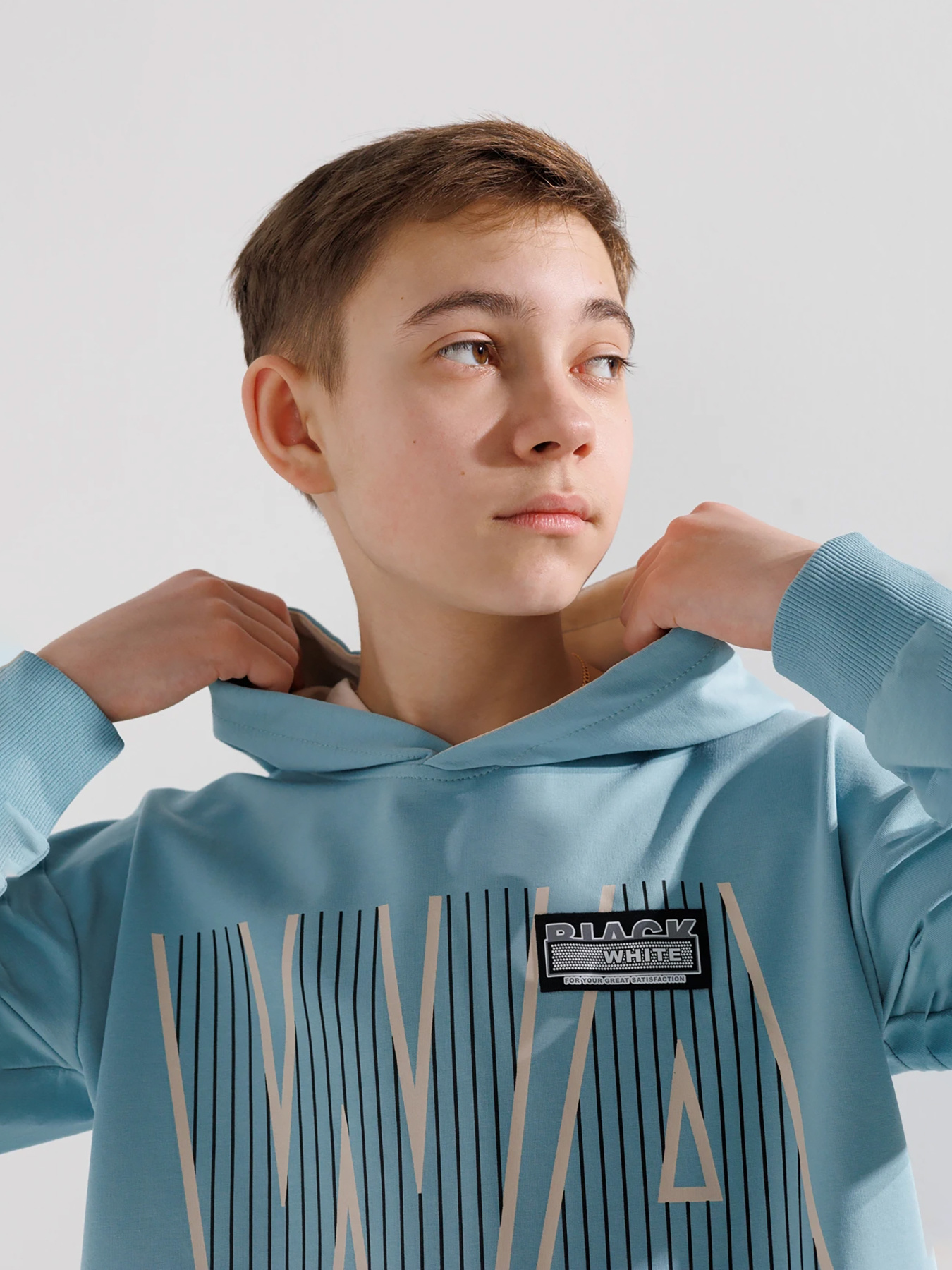 Худі Dinomin модель 2000990398642 Худі Dinomin модель 2000990398642 Фото