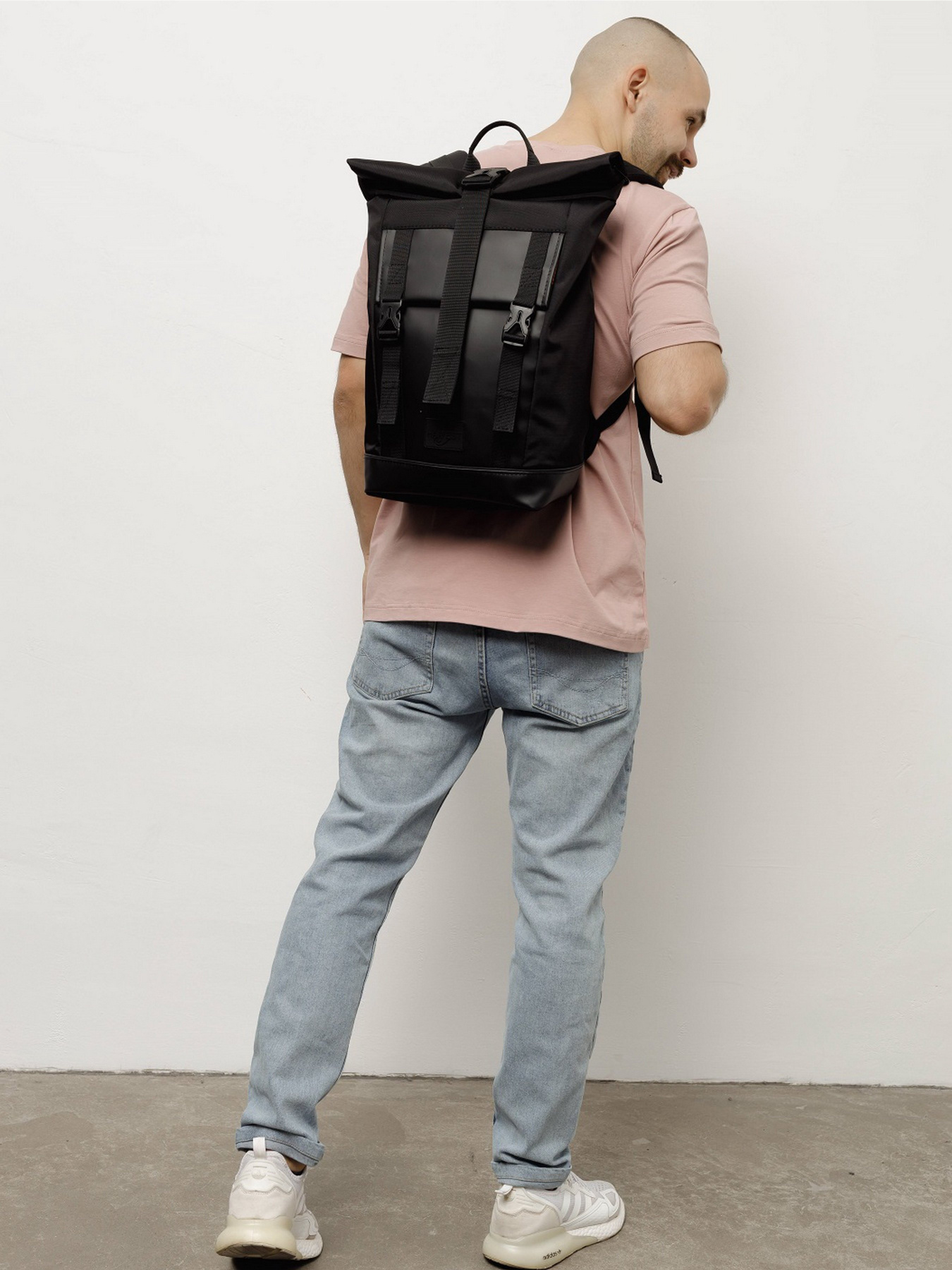 Рюкзак HARVEST AVIAROLLTOP ЧОРНИЙ модель 040003000300510000 Фото