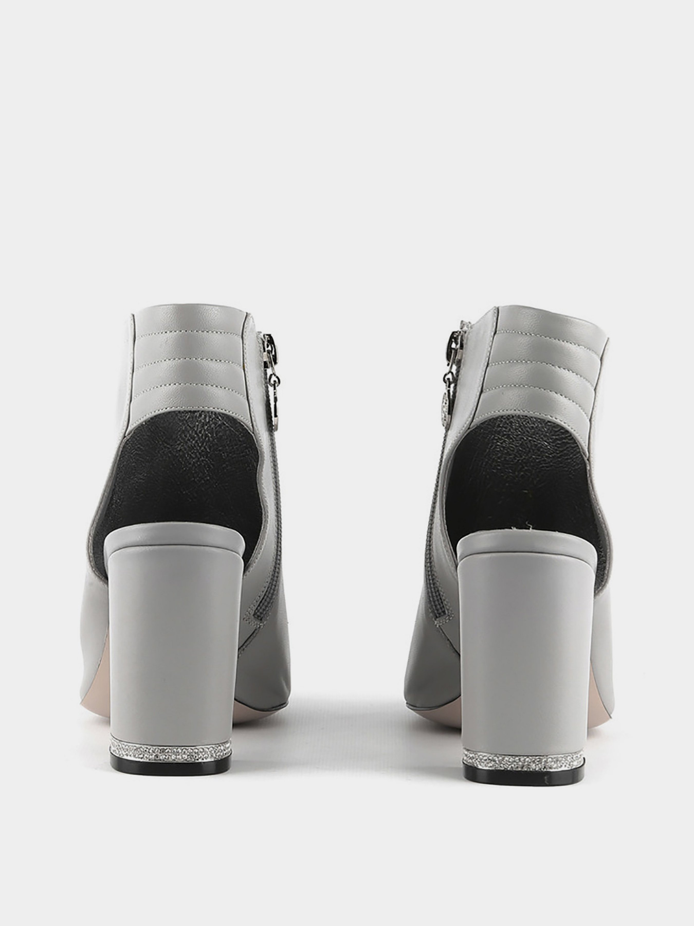 Босоніжки LeBERDES модель 00000010122 Фото