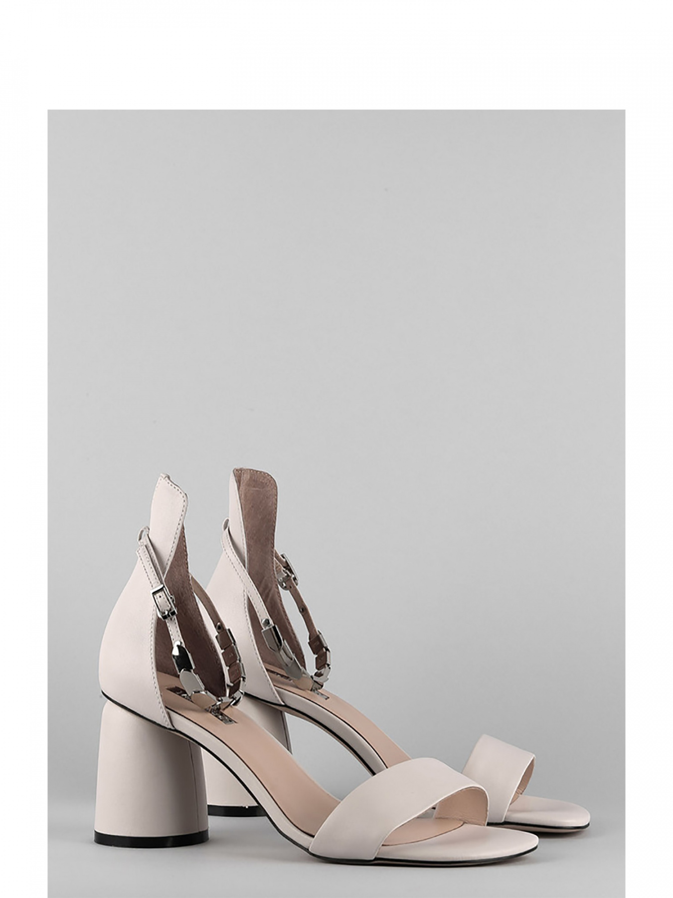 Босоніжки LeBERDES модель 00000010176 Фото