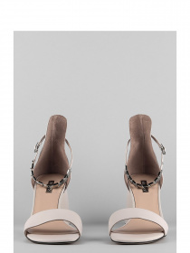 Босоніжки LeBERDES модель 00000010176 Фото