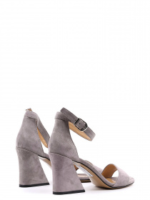 Босоніжки LeBERDES модель 00000010229 Фото