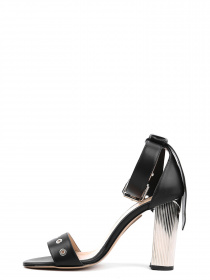 Босоножки LeBERDES модель 00000010439 Фото