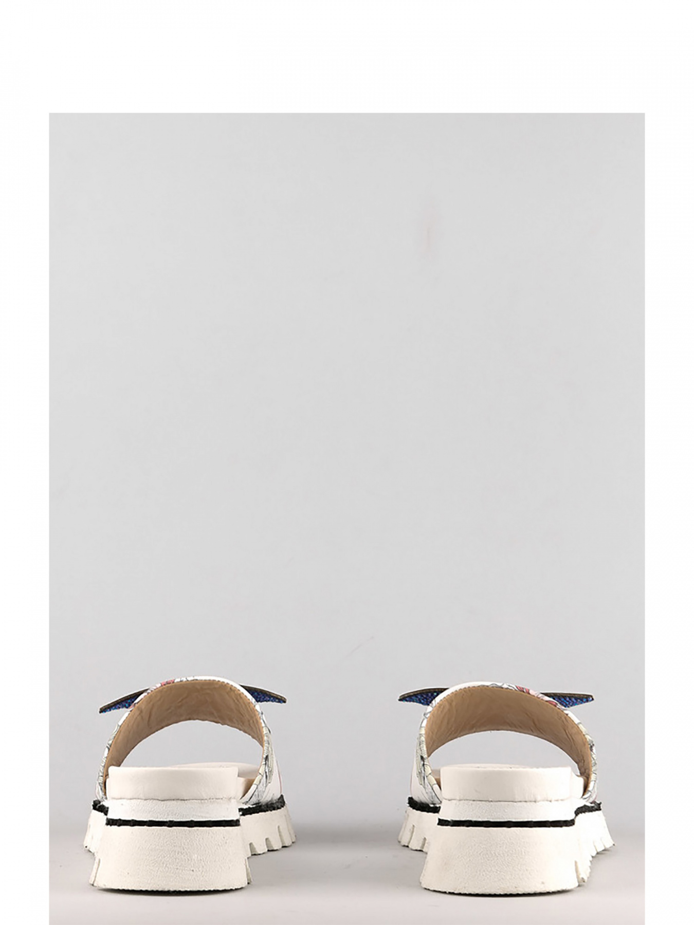 Шлепанцы LeBERDES модель 00000010446 Фото