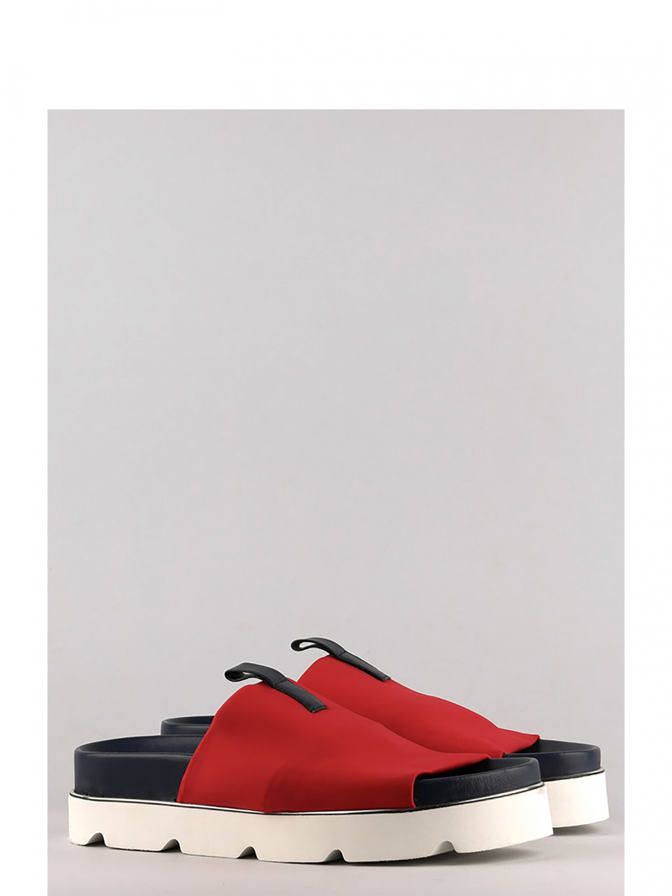 Шлепанцы LeBERDES модель 00000010447 Фото