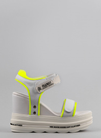 Босоножки LeBERDES модель 00000011505 Фото