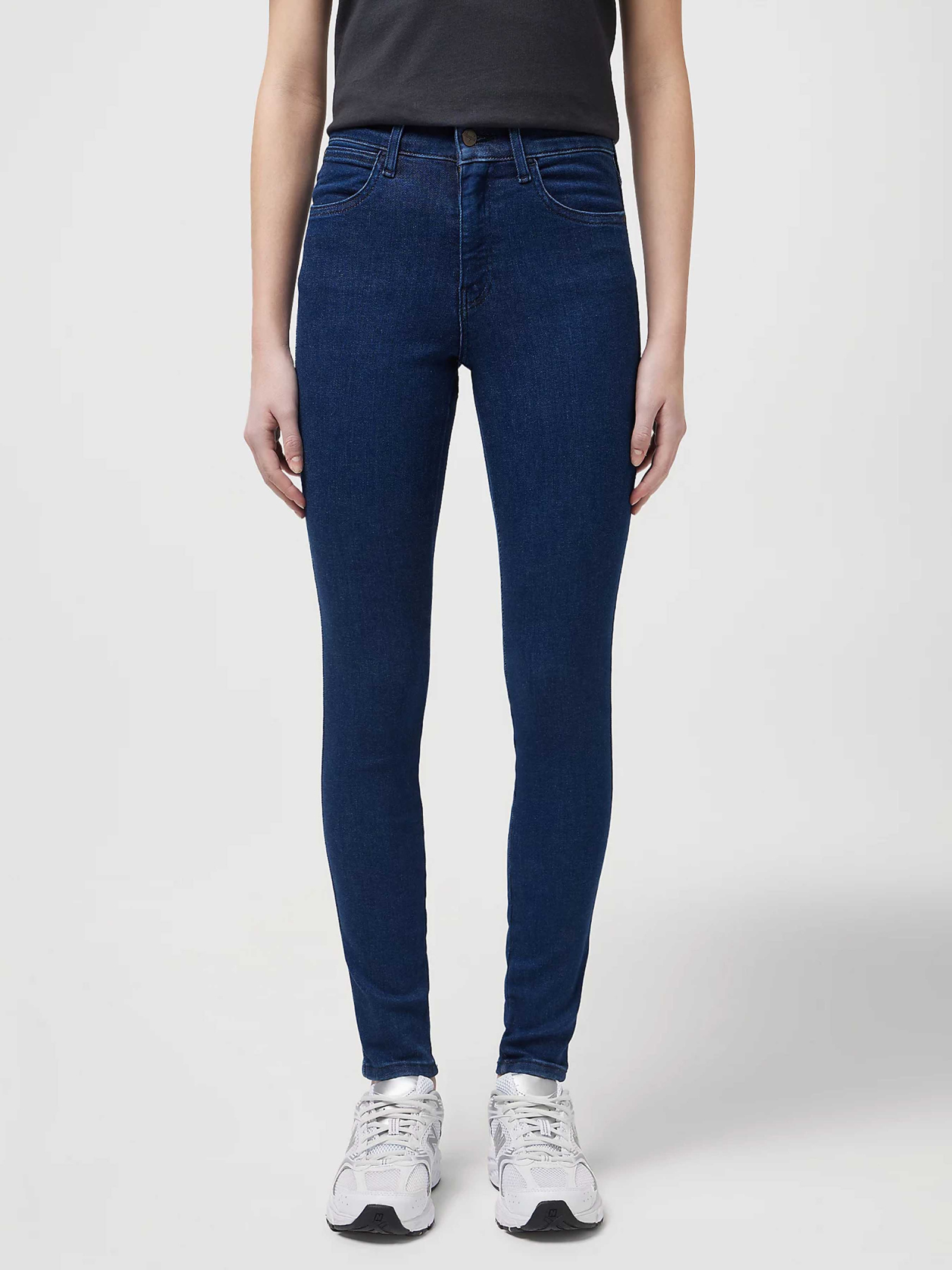 девушки в джинцах Скинни джинсы Wrangler 112342897 для женщин, цвет: Тёмно-синий - купить по  выгодной цене в Казахстане | INTERTOP