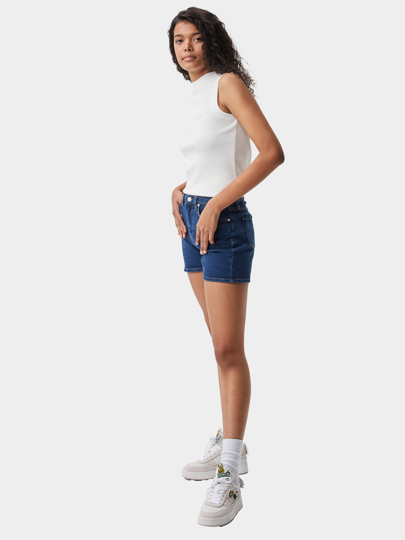 Шорты джинсовые Lacoste модель FF030404M Фото