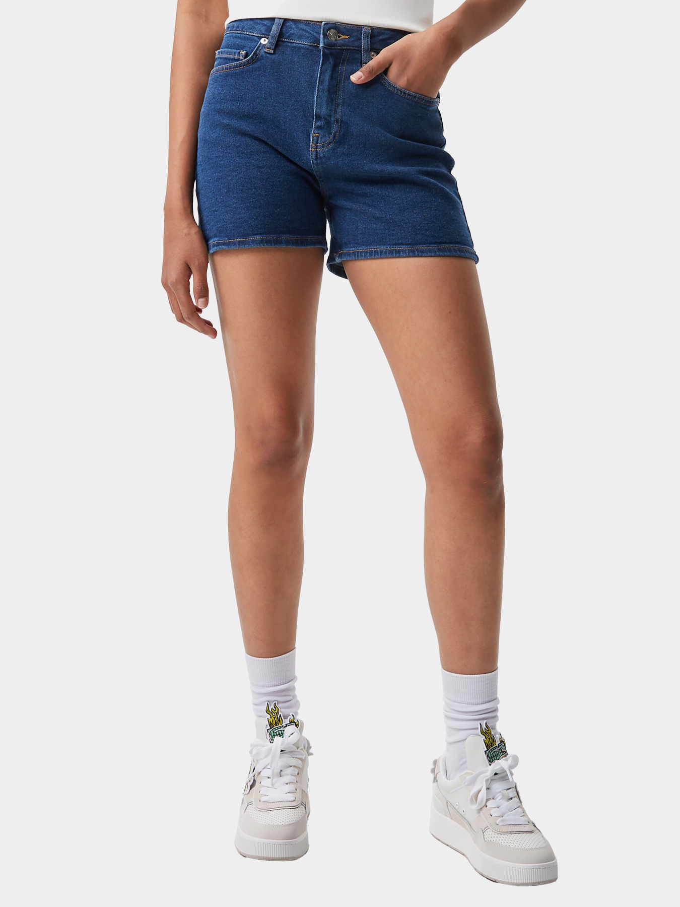 Шорты джинсовые Lacoste модель FF030404M Фото