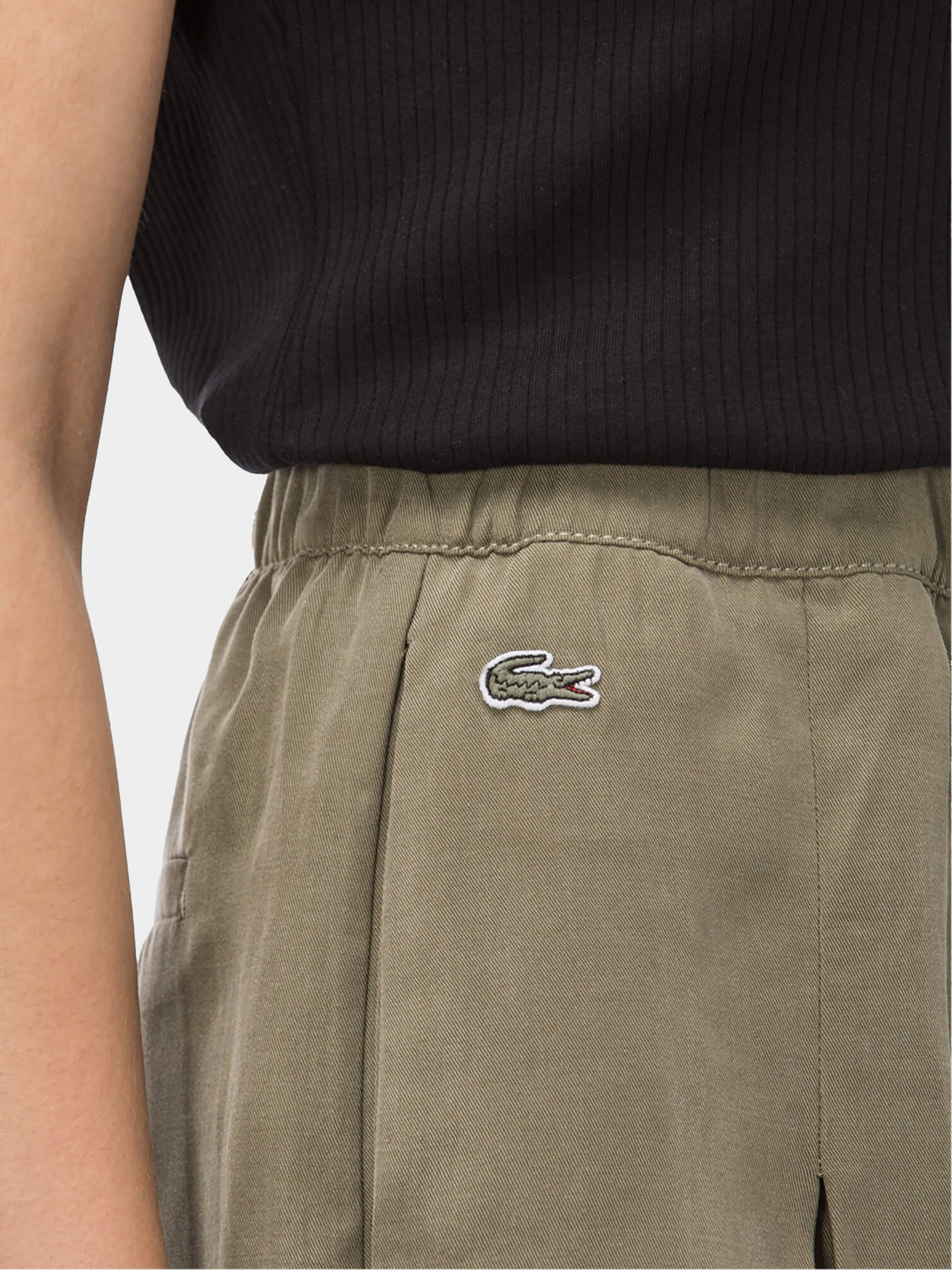 Повседневные шорты Lacoste модель GF080202Y Повседневные шорты Lacoste модель GF080202Y Фото