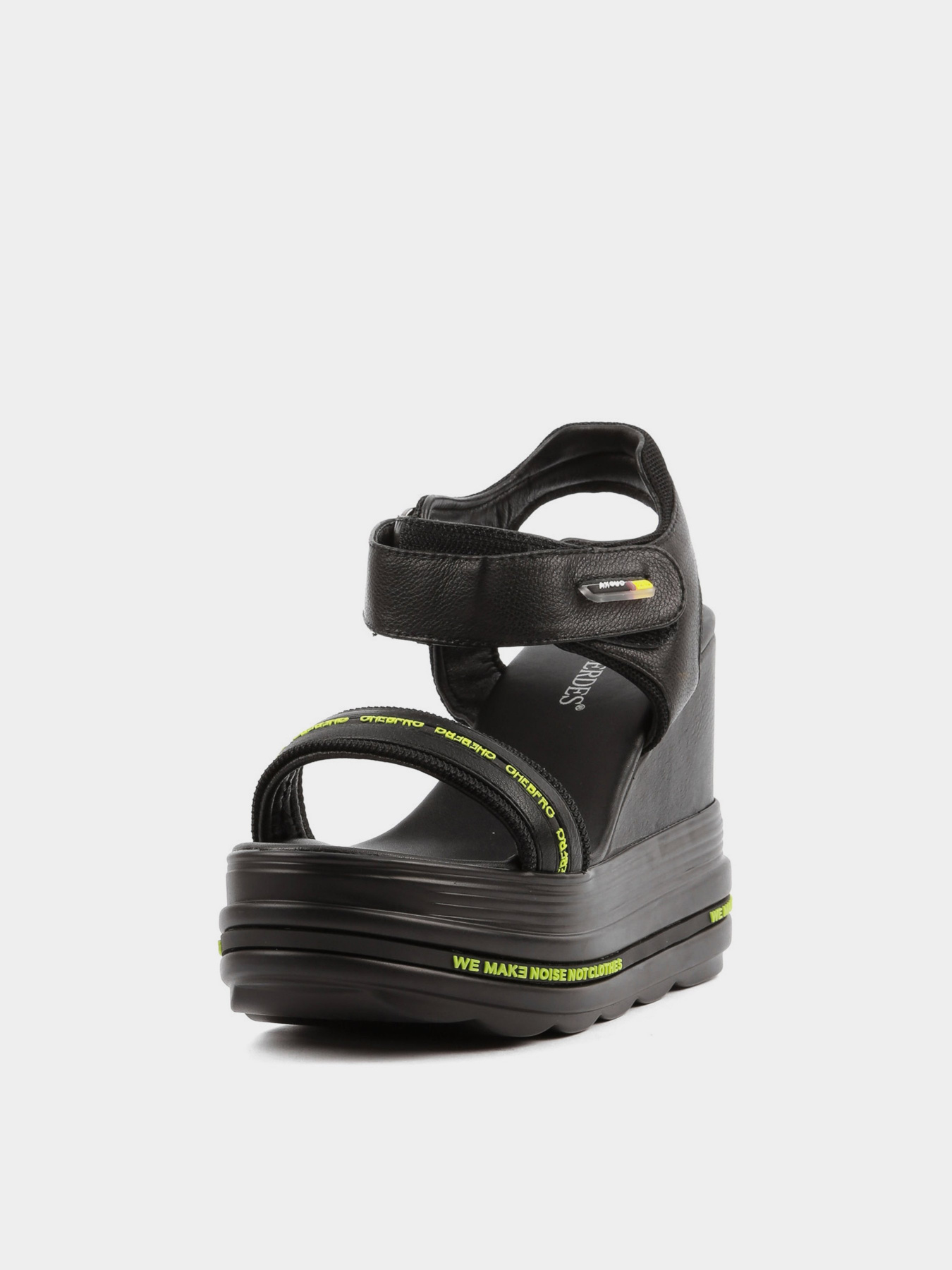 Босоніжки LeBERDES модель 00000011625 Фото