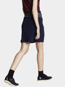 Спідниця міні Lacoste модель JF3654NHD Спідниця міні Lacoste модель JF3654NHD Фото