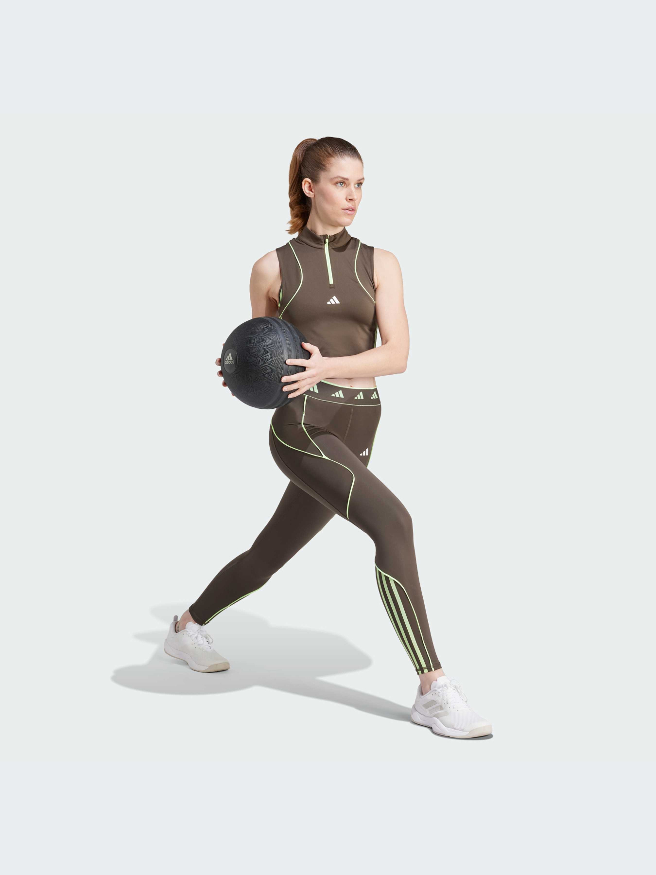 Спортивні леггінси Adidas модель IS4054 Фото