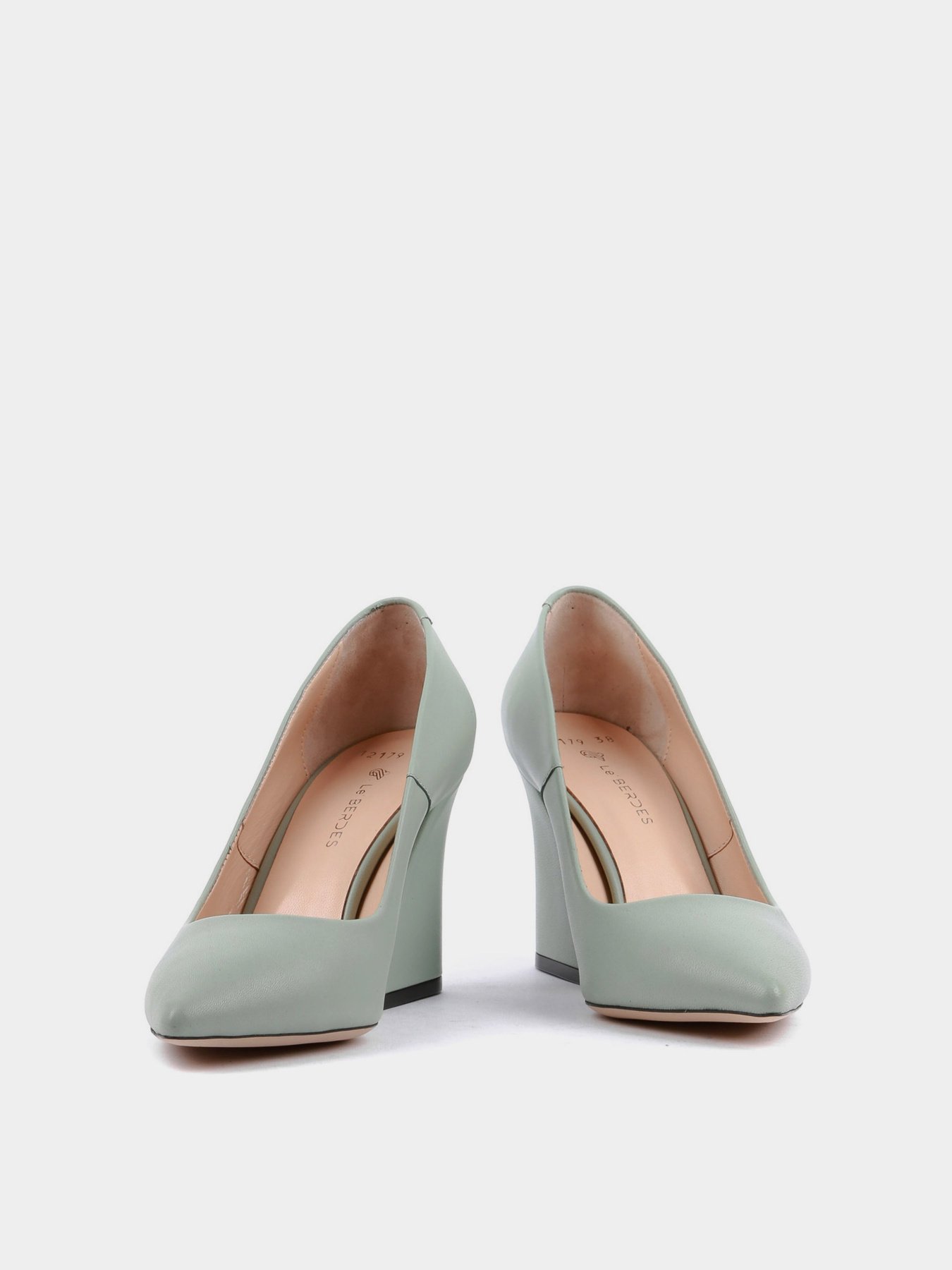 Туфли LeBERDES модель 00000011712 Фото