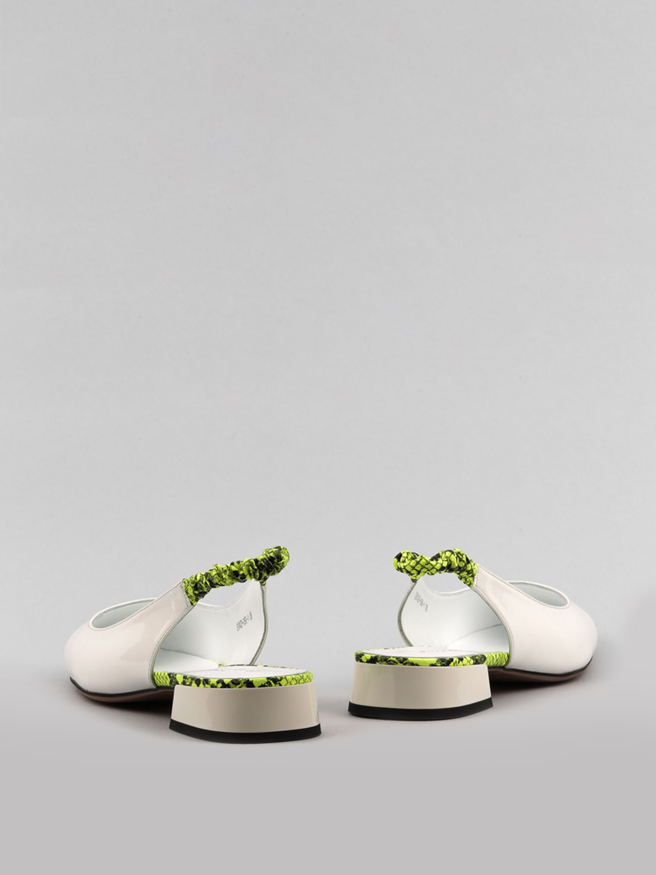 Босоніжки LeBERDES модель 00000011805 Фото