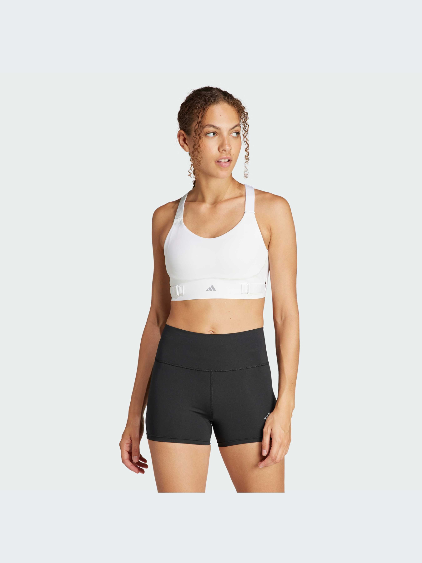 Спортивный топ Adidas модель IM7706 Фото