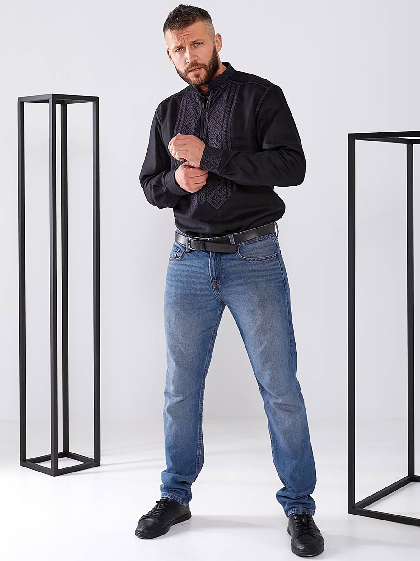 Вишита сорочка Golden Trinity модель LEG01 Фото