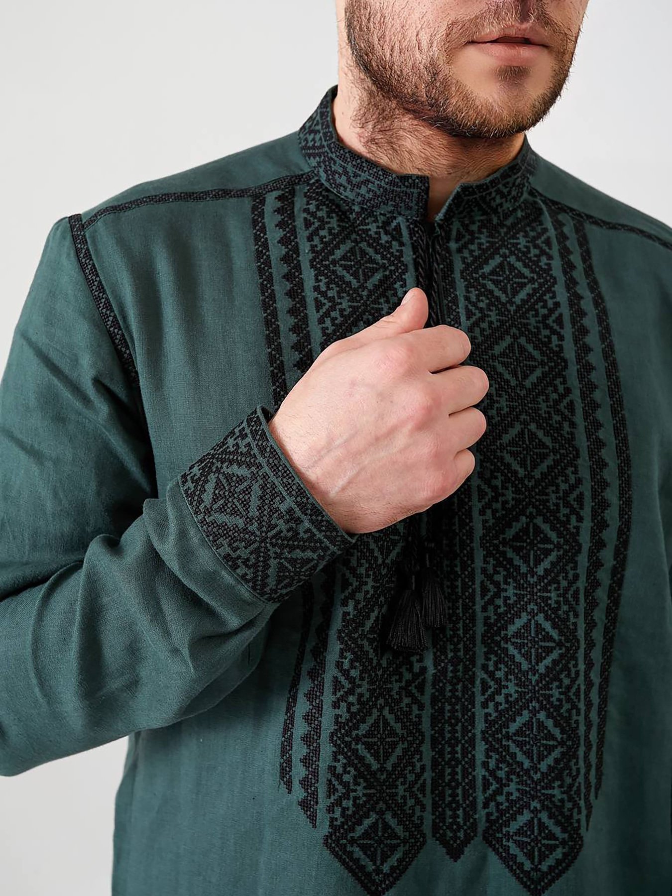 Вышитая рубашка Golden Trinity модель LEG02 Фото