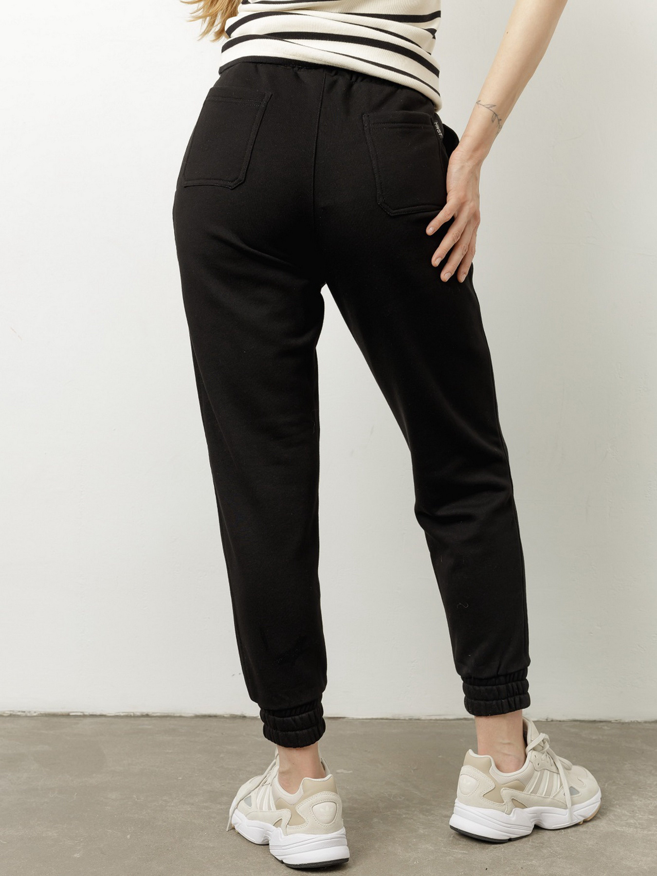 Джогери HARVEST Girls модель 130391000000490000 Джогери HARVEST Girls модель 130391000000490000 Фото