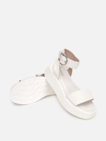 Сандалії YUKI модель ЦБ-00237863 Сандалії YUKI модель ЦБ-00237863 Фото