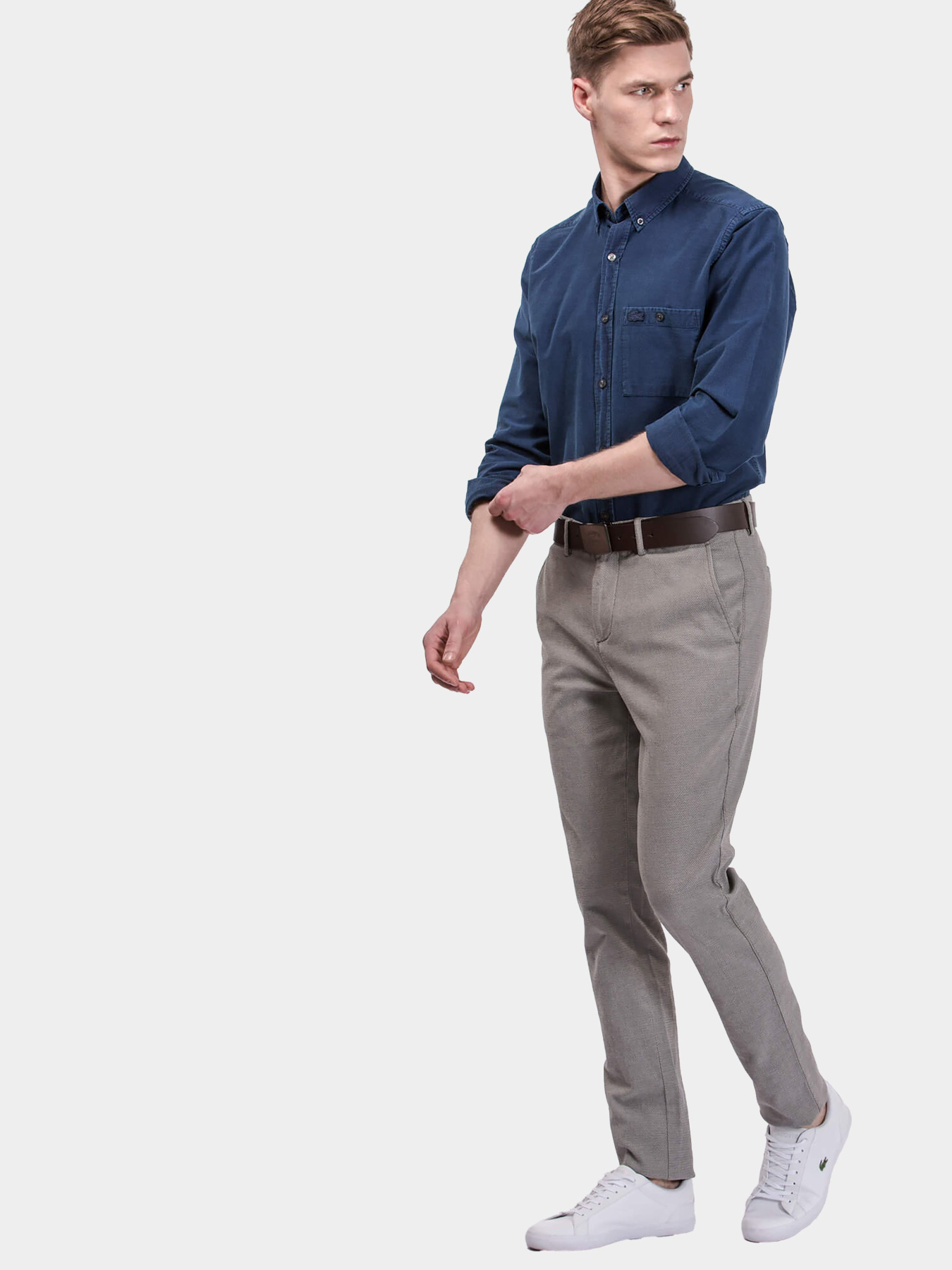 Чіноси Lacoste модель HH080404Y Чіноси Lacoste модель HH080404Y Фото