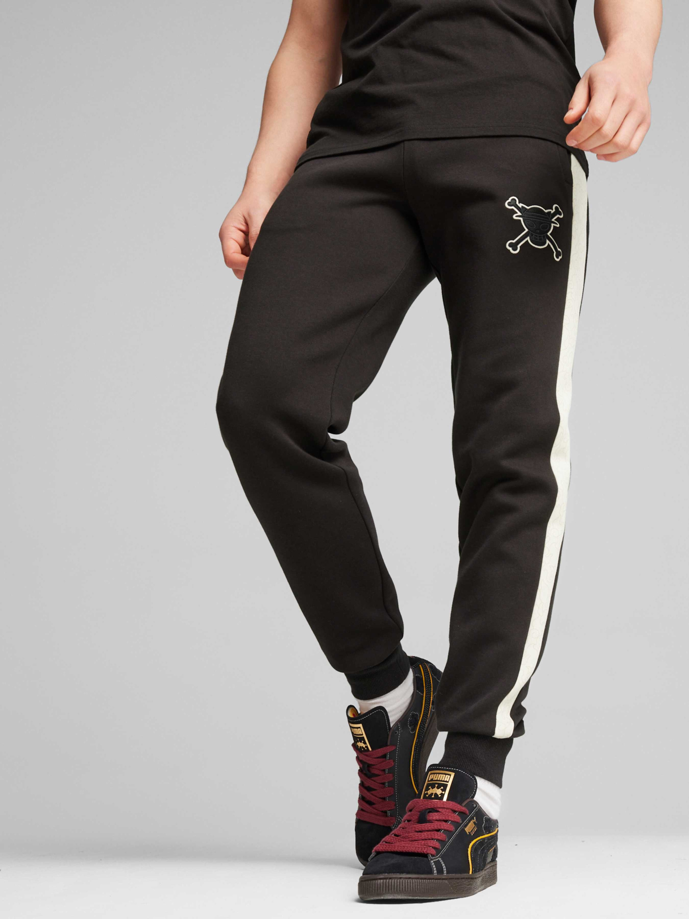 Штаны спортивные PUMA x One Piece T7 Pants модель 624671 Фото