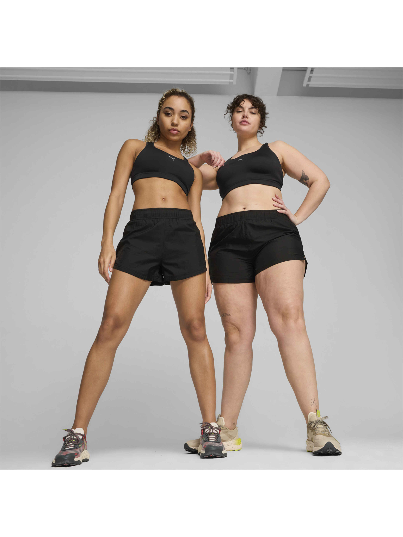 Шорты спортивные PUMA W Seasons 3" Woven Short модель 524910 Фото