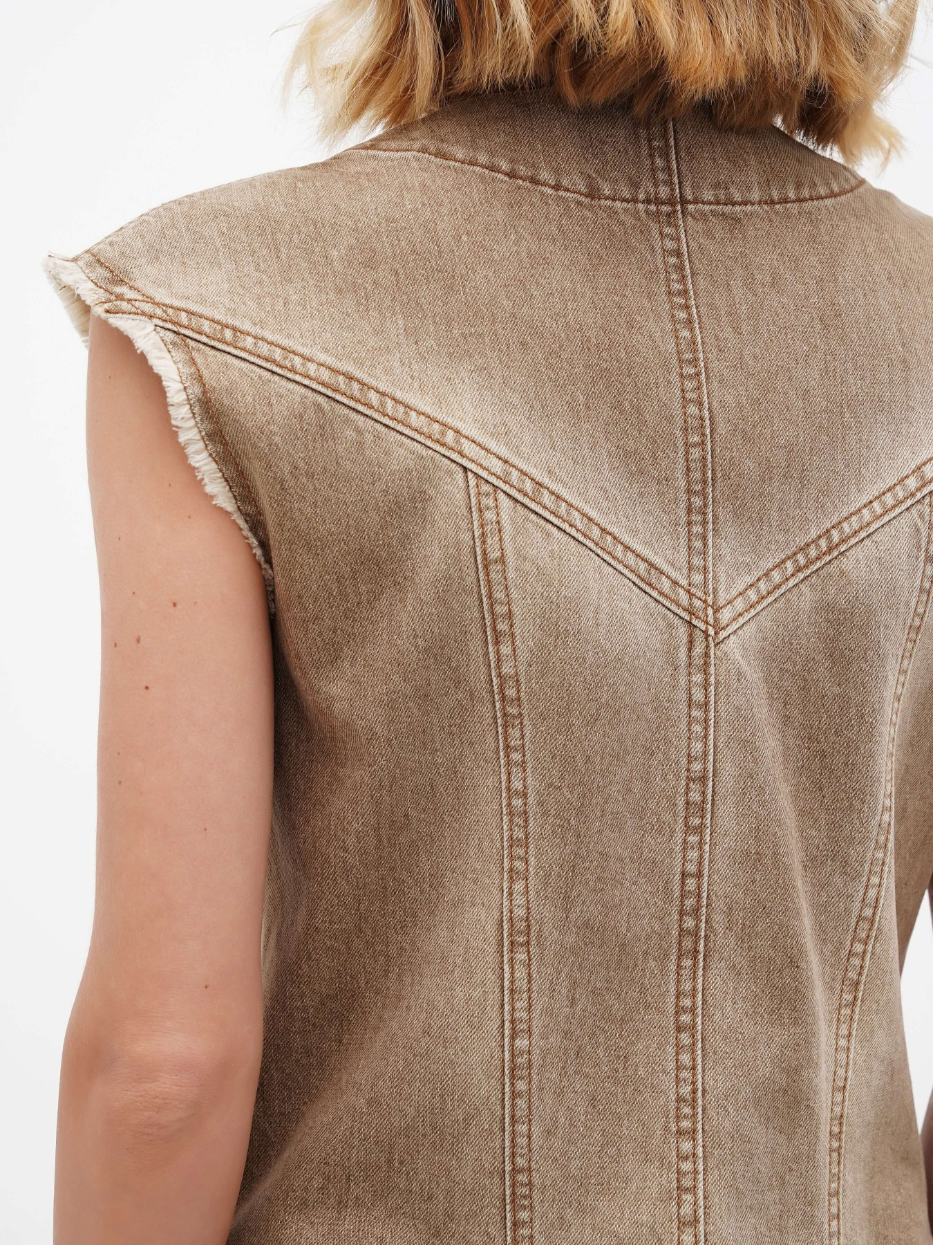 Жилет A.G.N.A модель AG-11002-BEIGE Фото