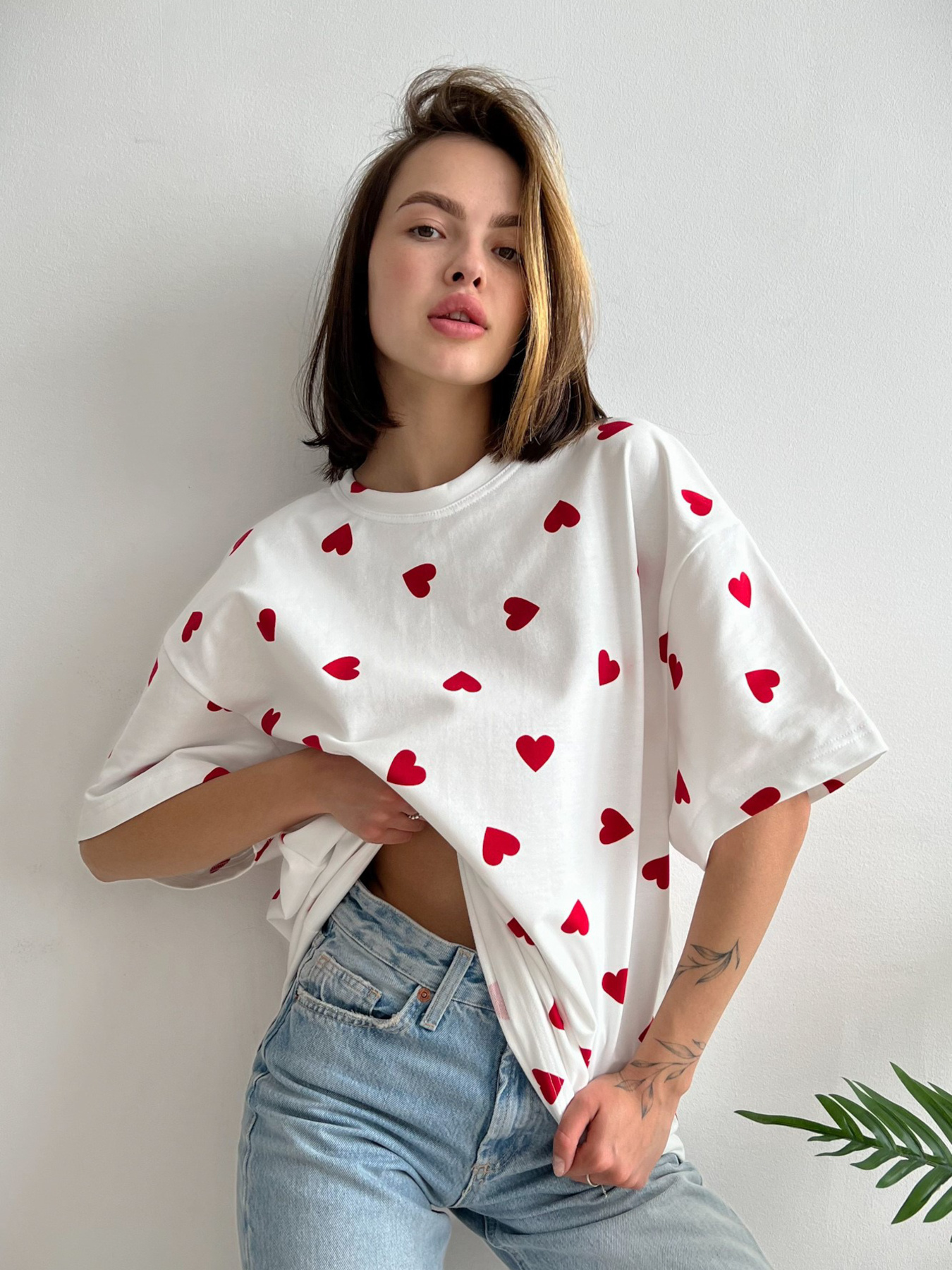 Футболка Without модель 8049296 Футболка Without модель 8049296 Фото