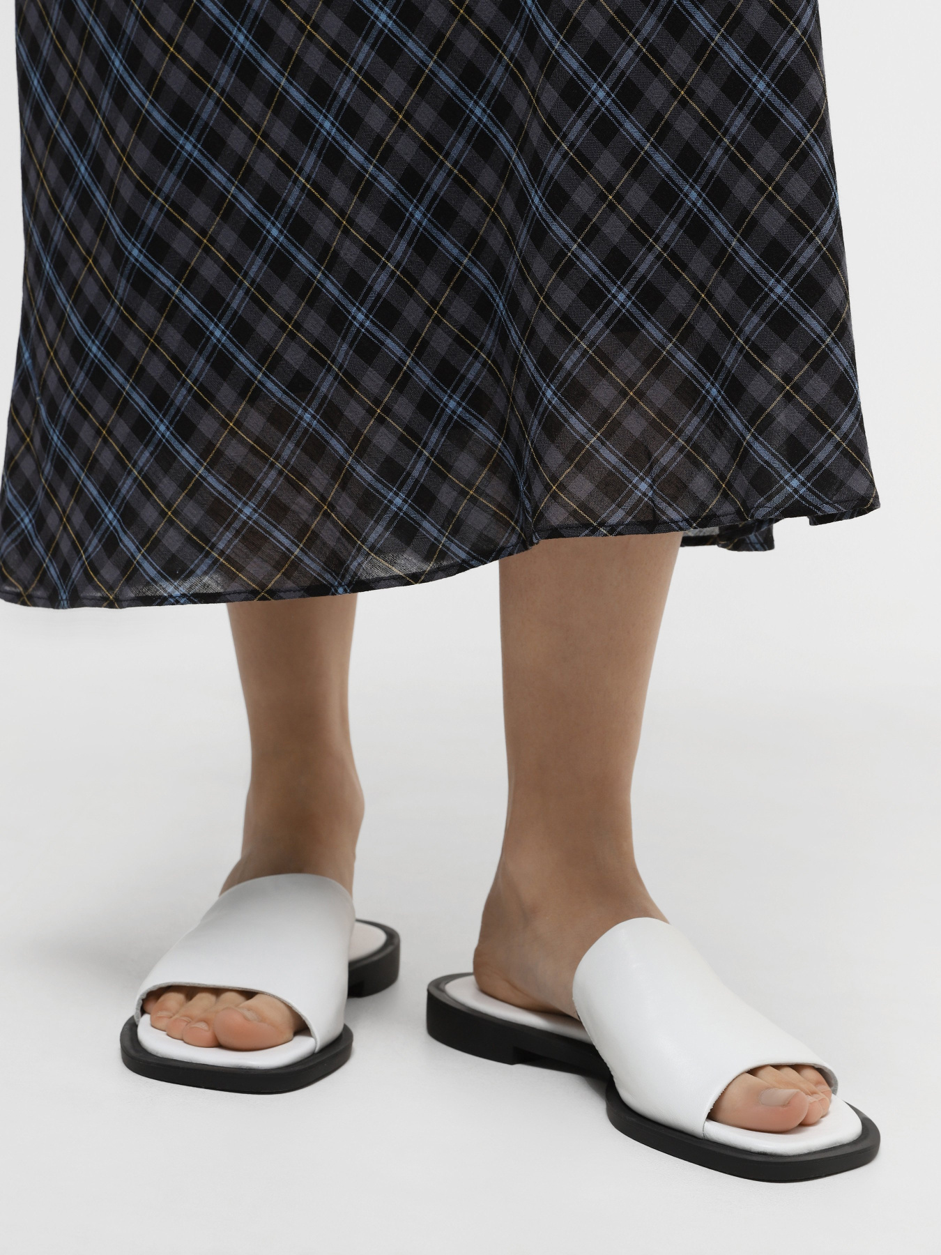 Шлепанцы It-girl модель 10747-R1001-01002 Фото