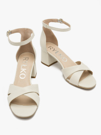 Босоніжки RYLKO модель 5DBJ6_R5__DB Фото