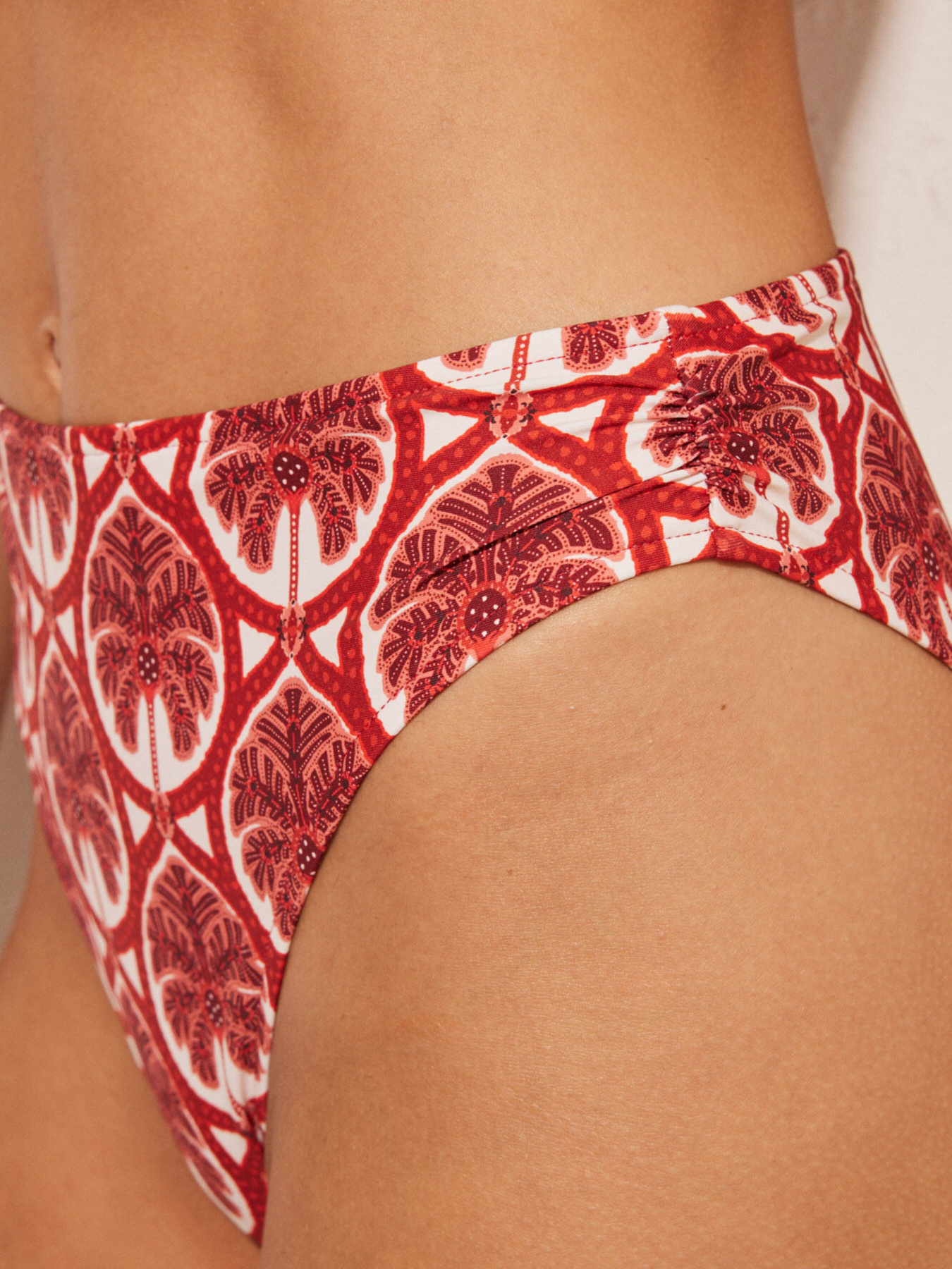 Нижняя часть купальника Women'secret модель 6467036-69 Фото