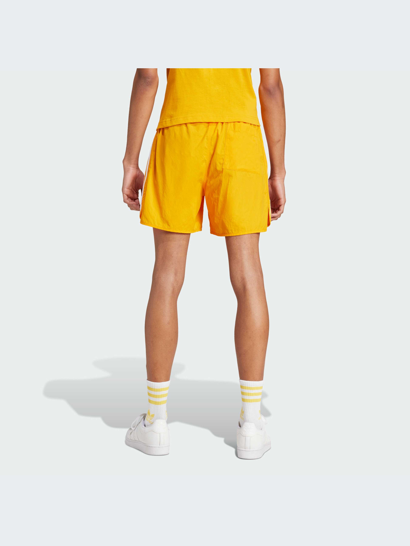 Повсякденні шорти Adidas модель IZ2418 Фото