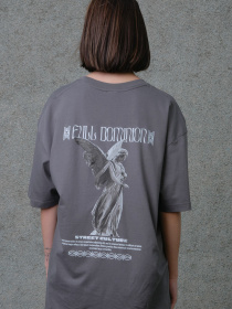 Футболка Without модель 8049317 Футболка Without модель 8049317 Фото