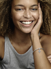 Класичні PANDORA Moments модель 799438C01 Фото