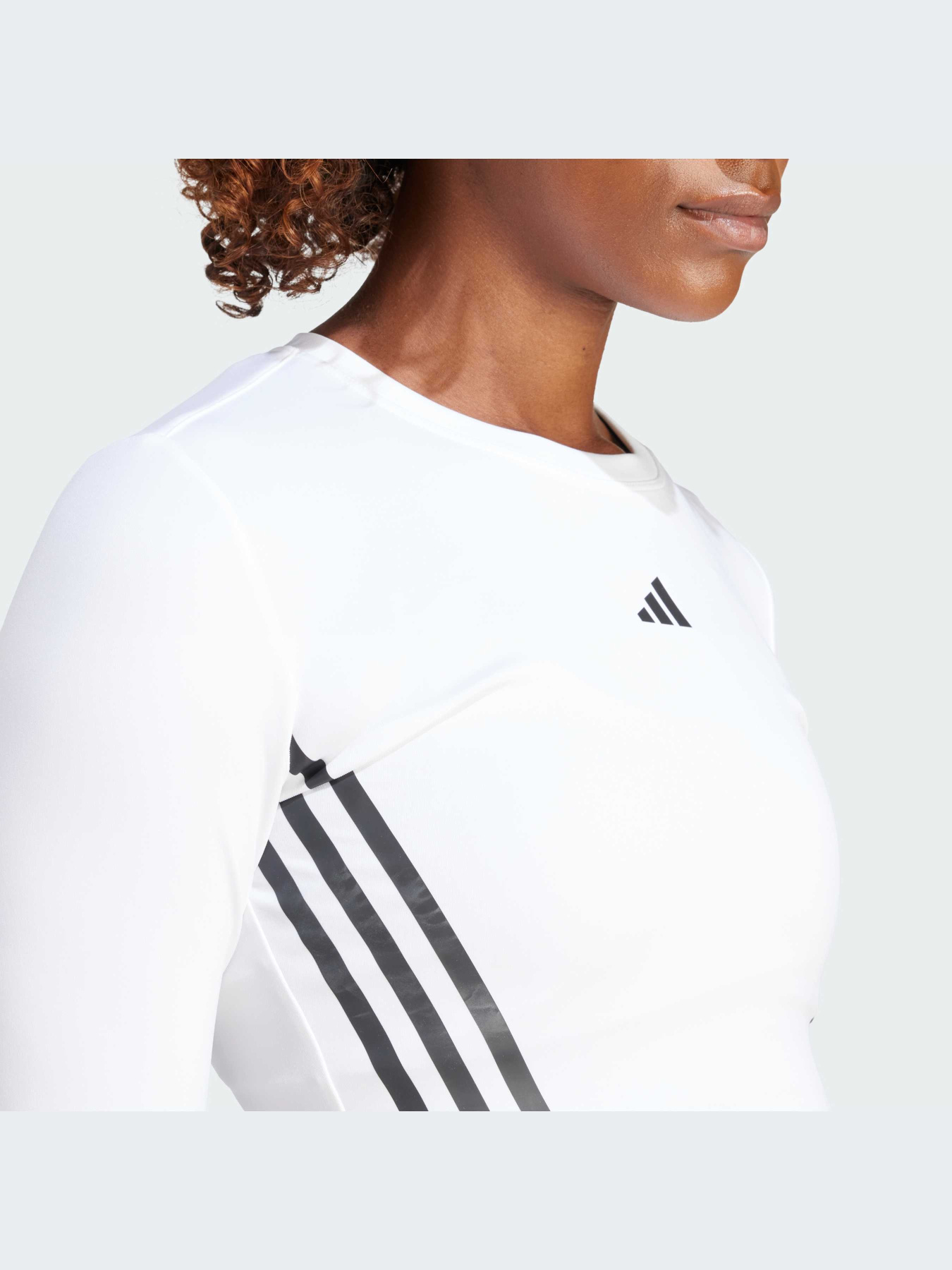 Худи и свитшоты Adidas модель IL6971-KZ Фото