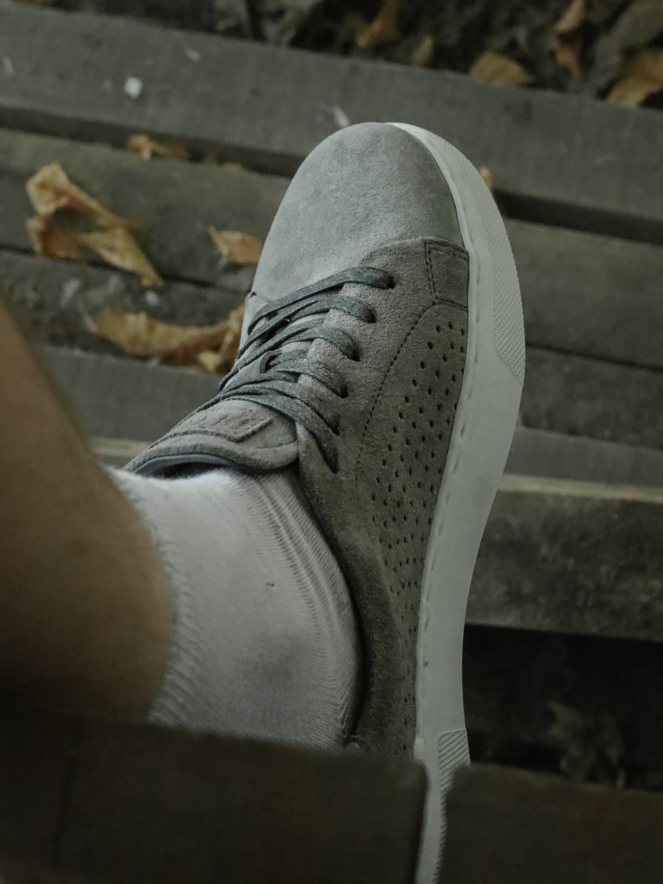 Кеды низкие Legessy модель VINIL_GREY_PERF Фото