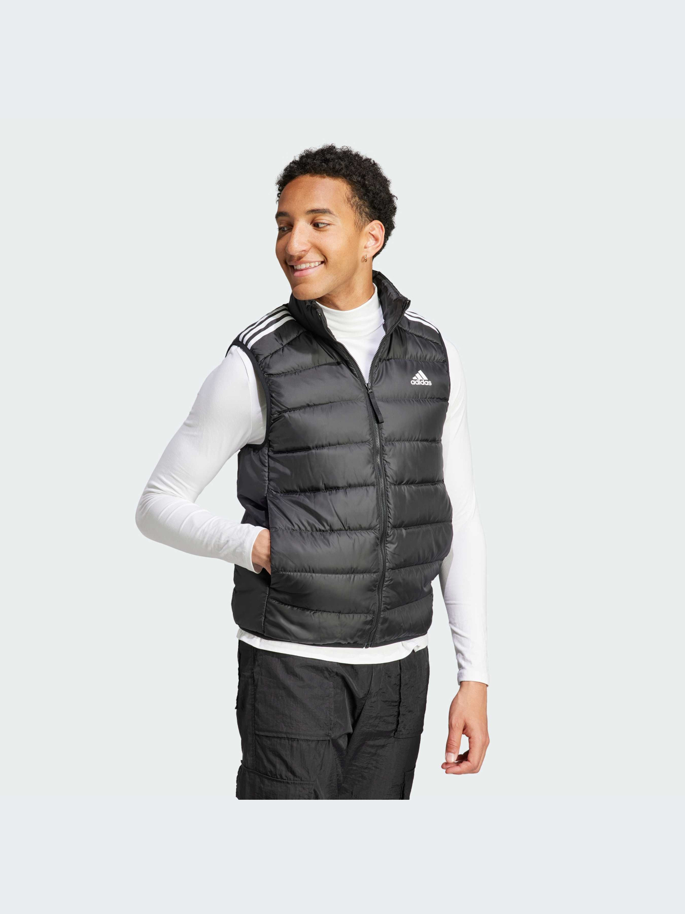 Жилет с утеплителем Adidas модель HZ5728 Фото