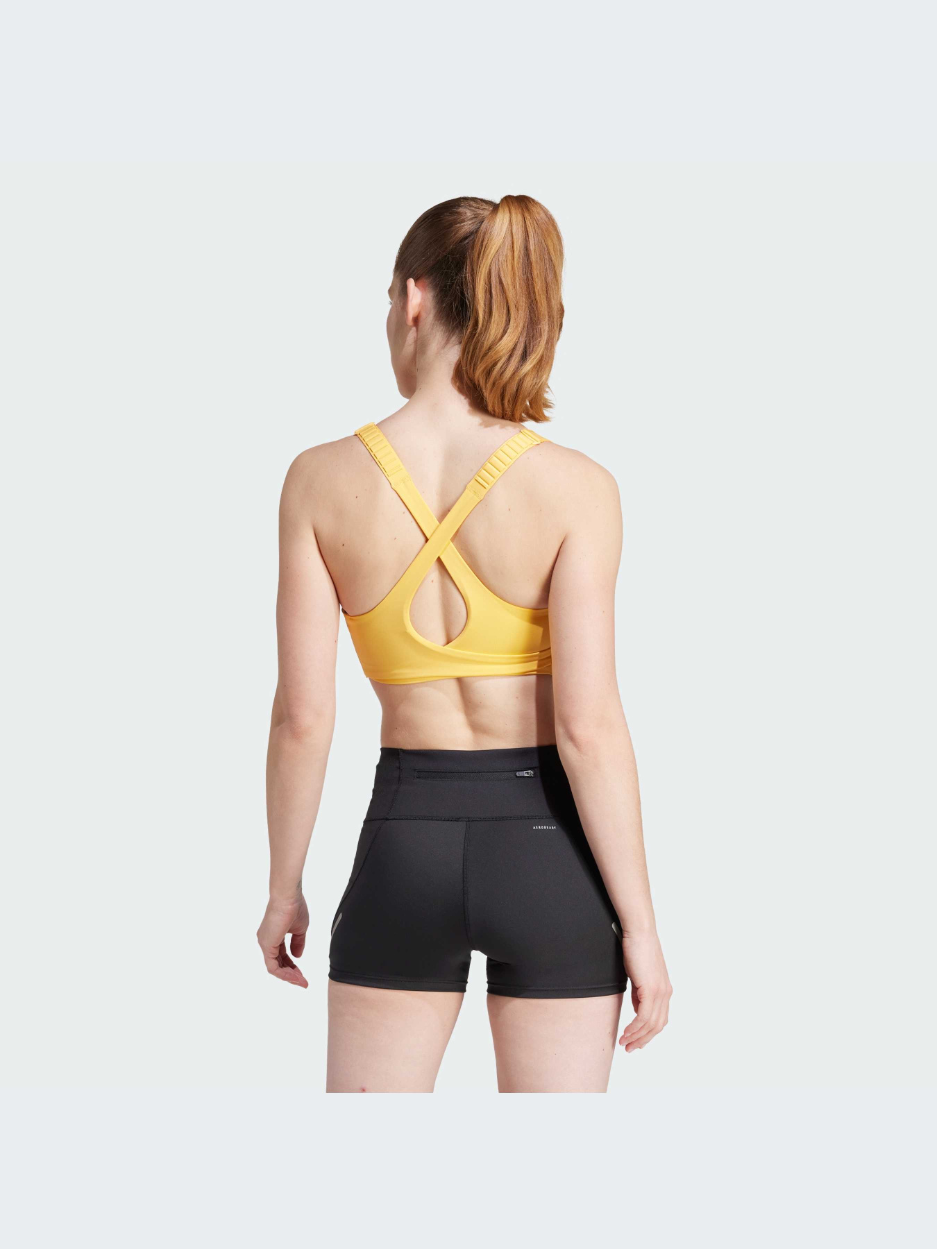 Топ спортивный Adidas модель IN0825 Фото