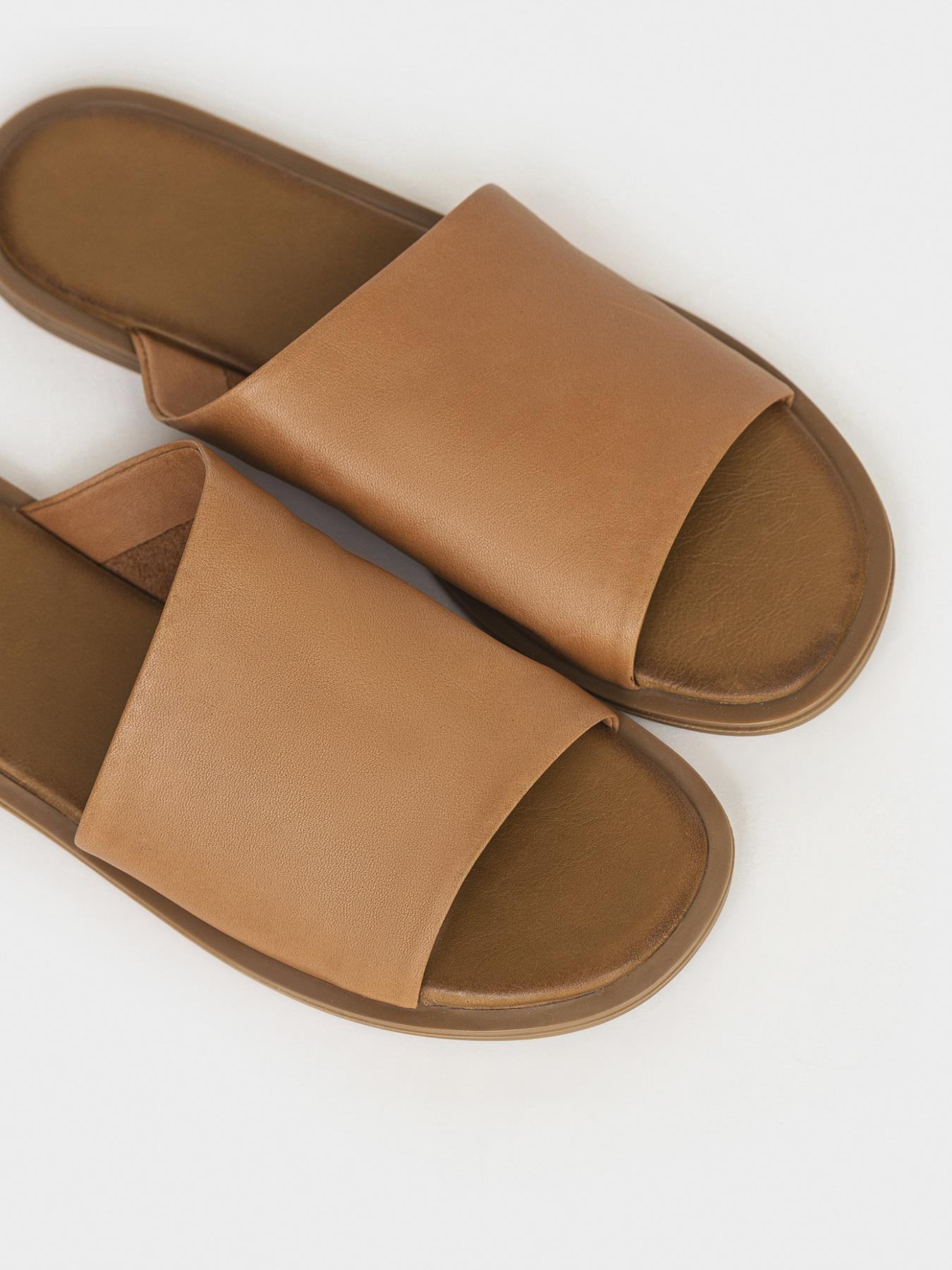 Шлепанцы Gem модель 21012 Фото