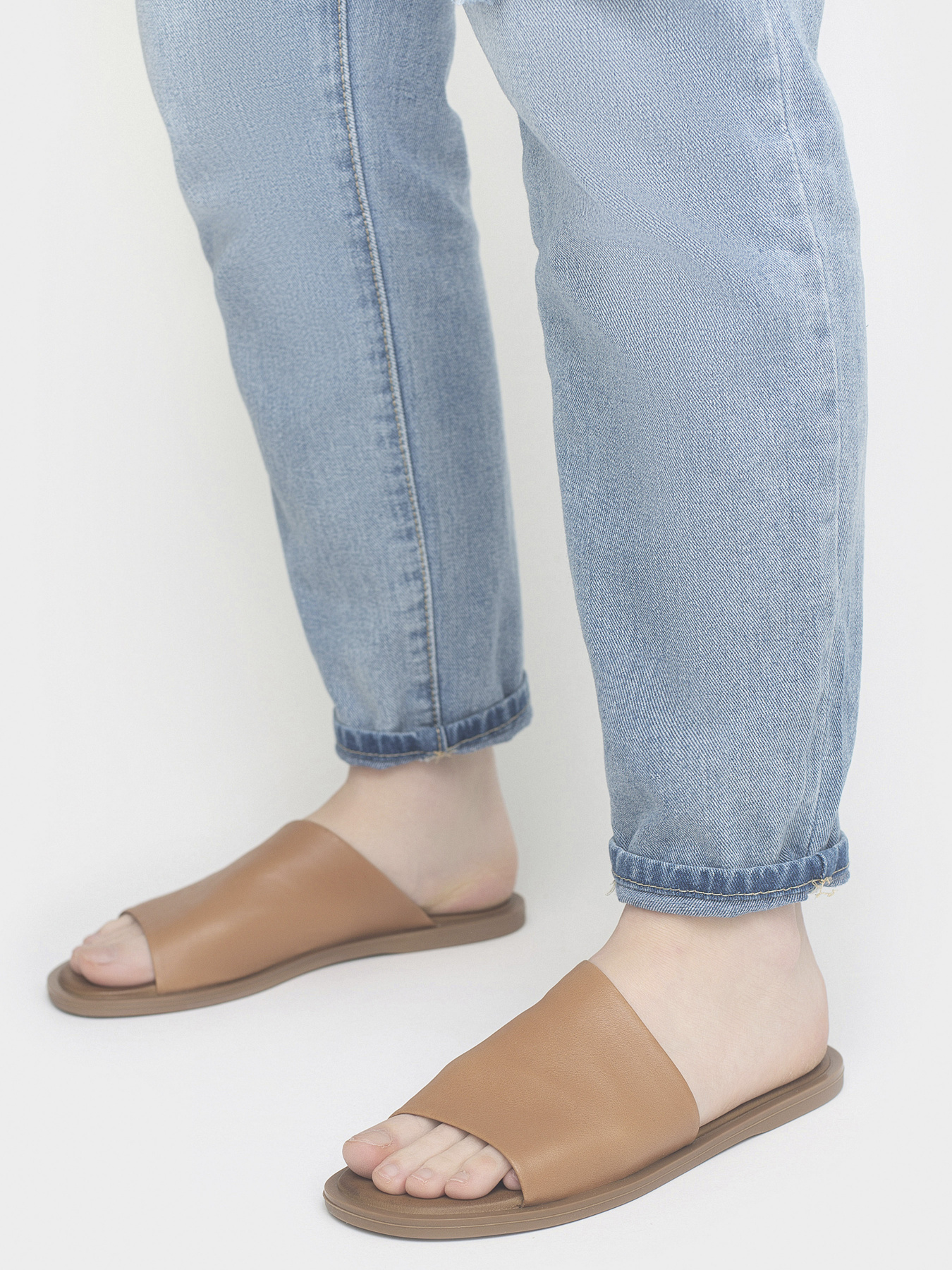 Шлепанцы Gem модель 21012 Фото