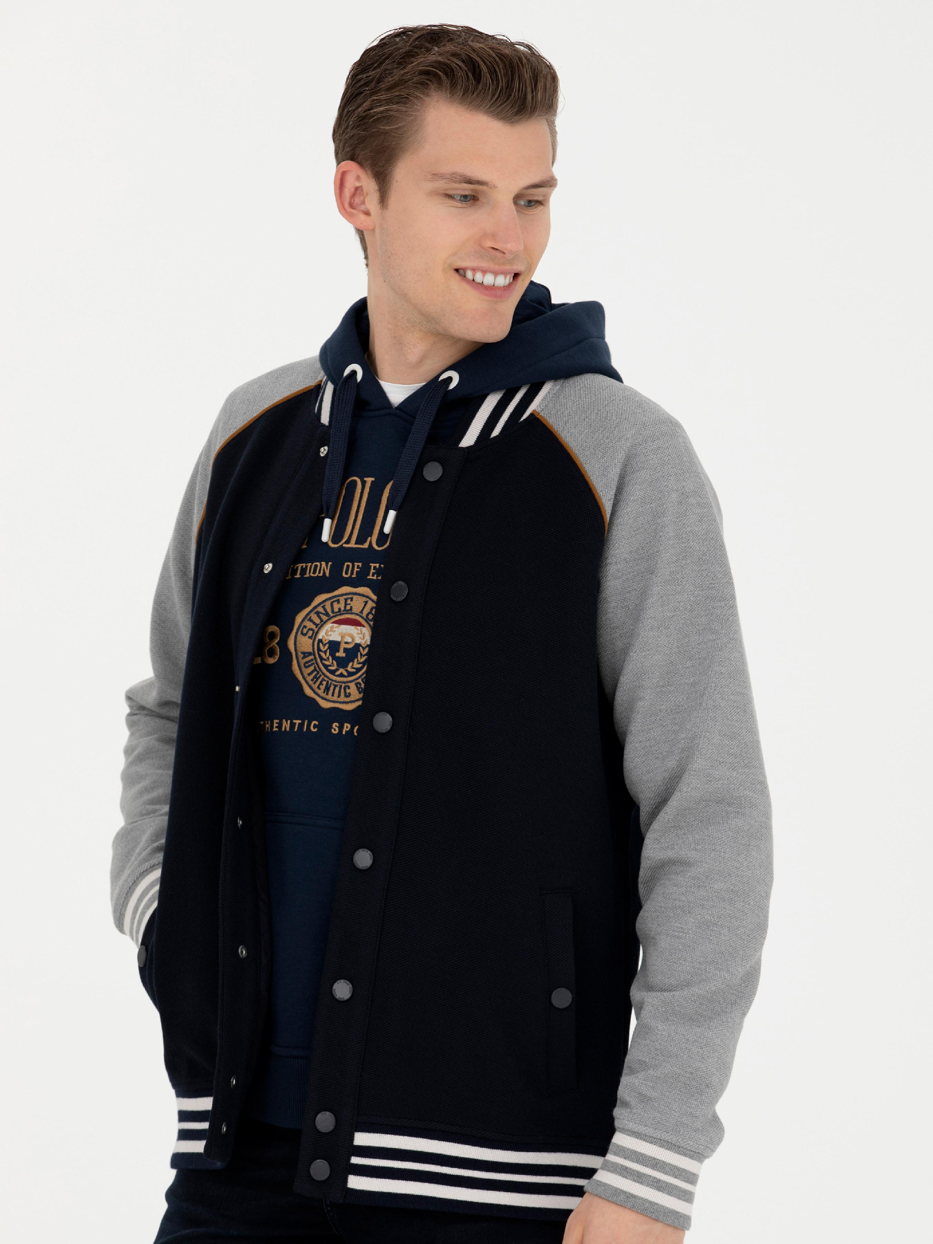 Бомбер US Polo модель G081SZ082.000.1668201.VR033 Фото