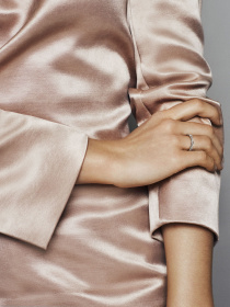 Кольца PANDORA Moments модель 198018 Фото