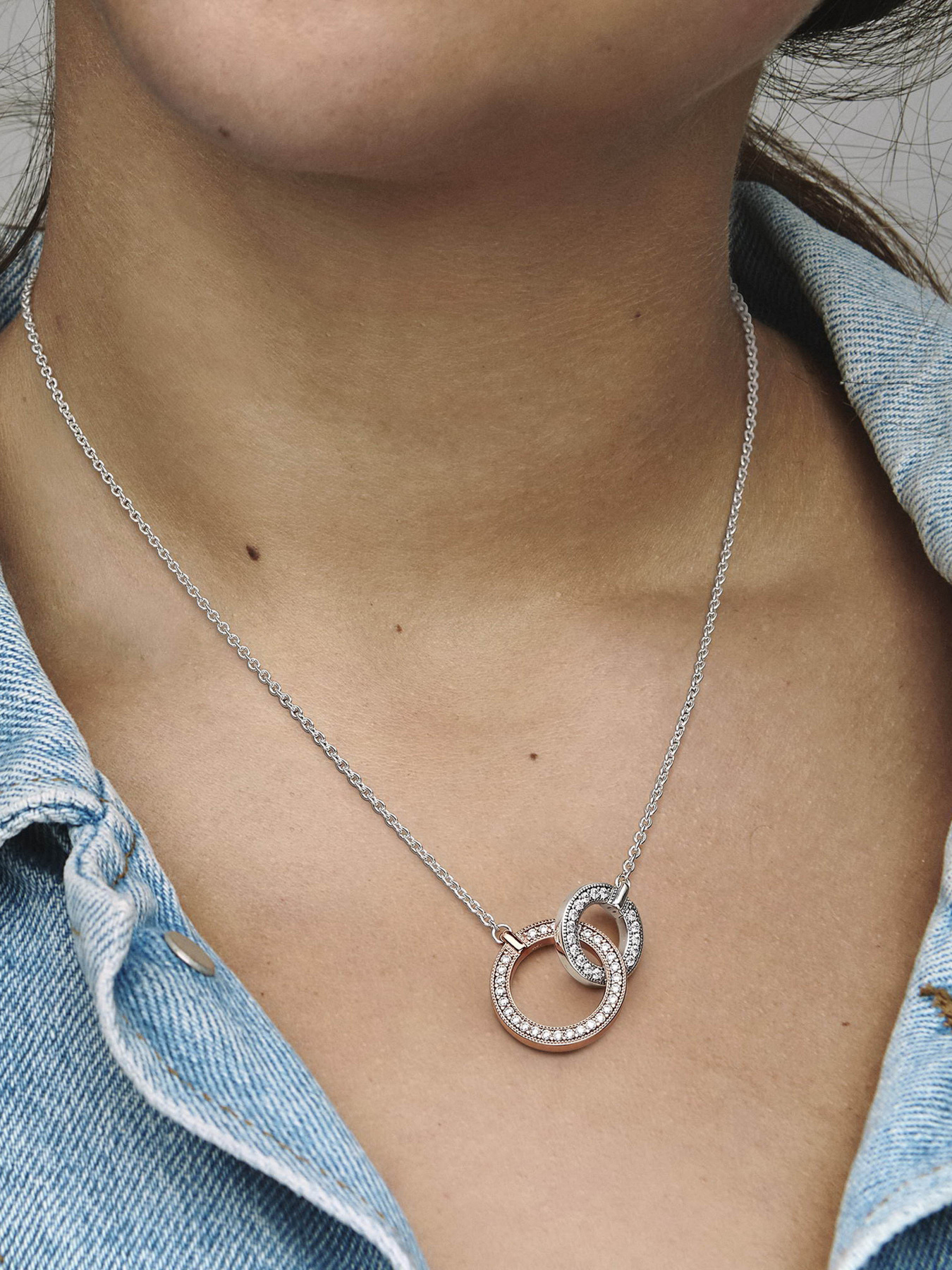 Кольє PANDORA модель 382778C01 Фото