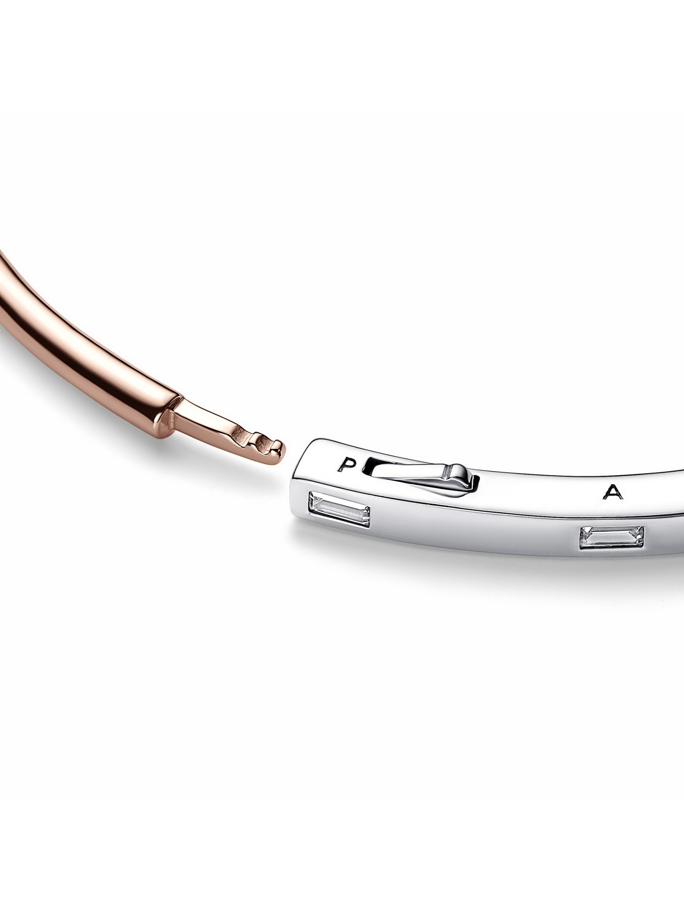 Бангли PANDORA модель 582740C01 Фото