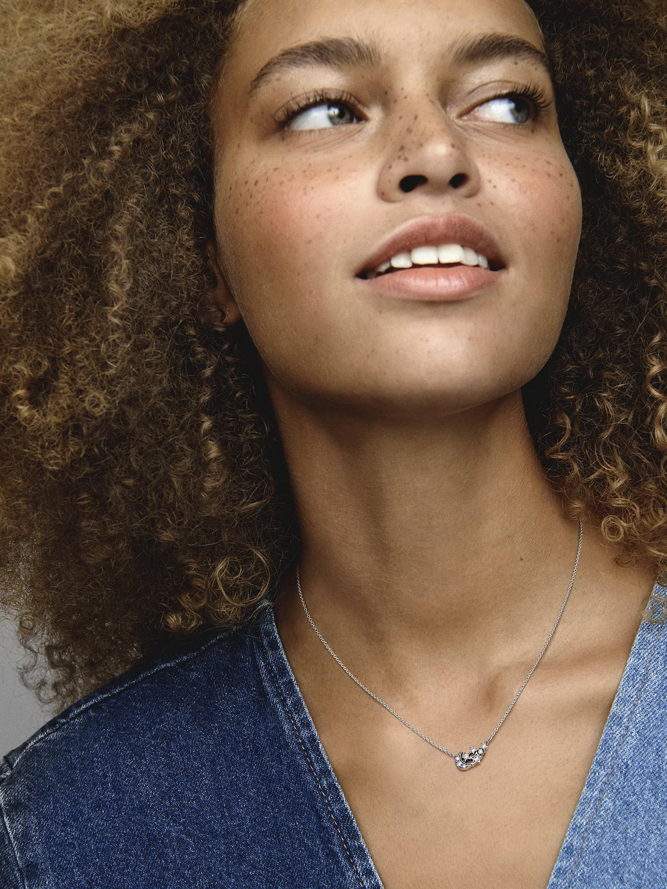 Колье PANDORA модель 392991C01 Фото