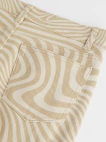 Расклешенные джинсы H&M модель 73501 Фото