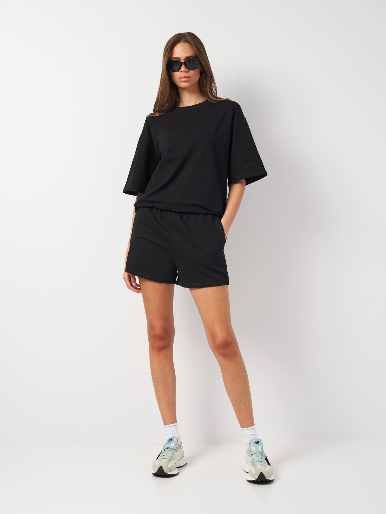 Футболка Роза модель 231105_black Фото