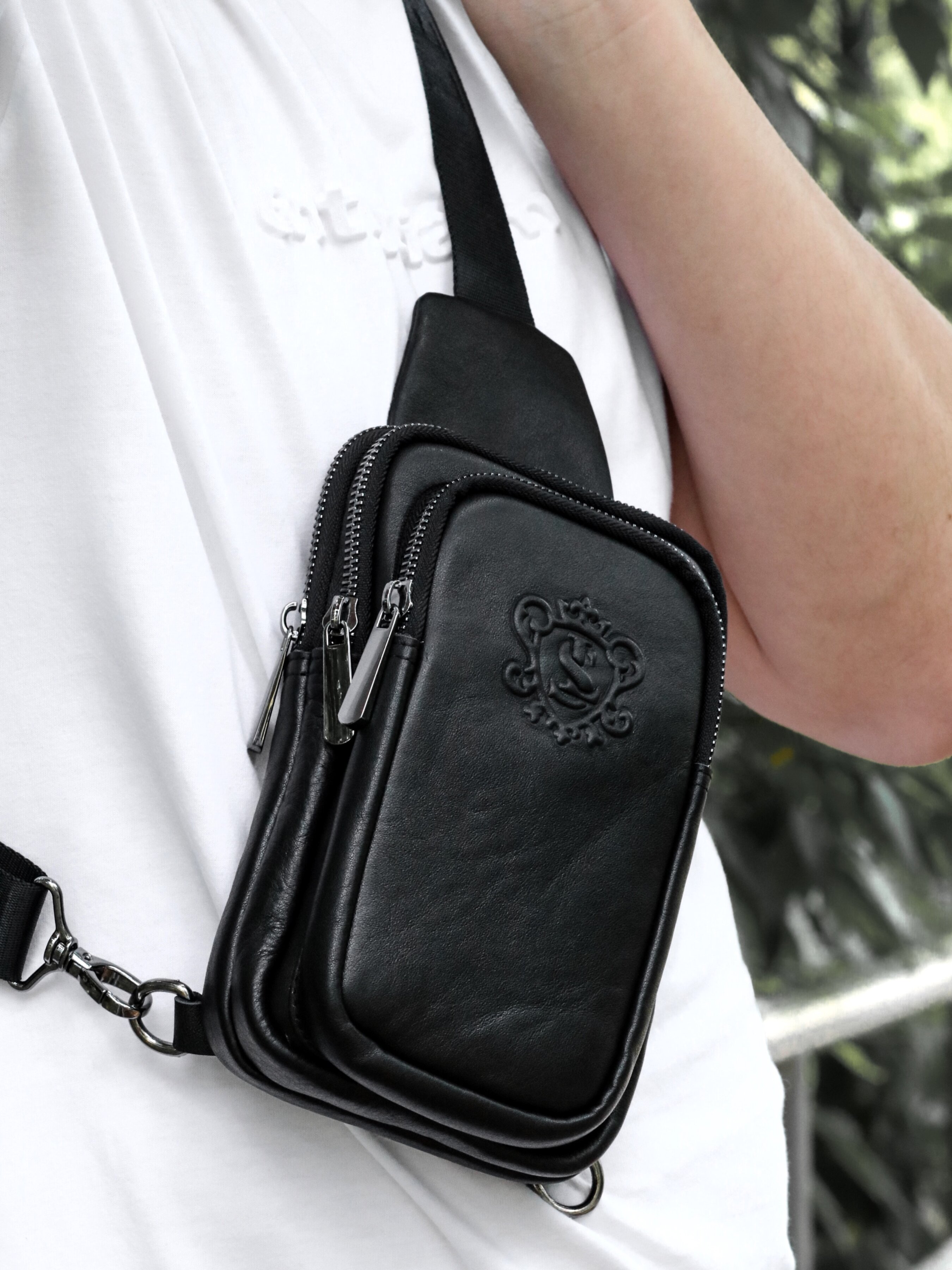 Legessy Крос-боді (V_002_G) Чоловіче, колір - Чорний, матеріал - Шкіра